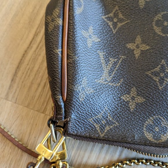 Louis Vuitton Eva clutch - Picture 8 of 16